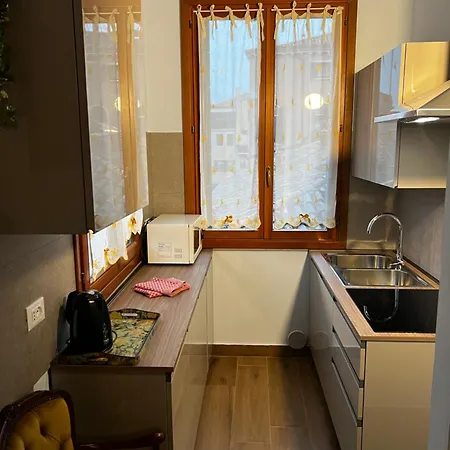 Tintoretto 4, 3 Grandi Da Letto, 2 Bagni